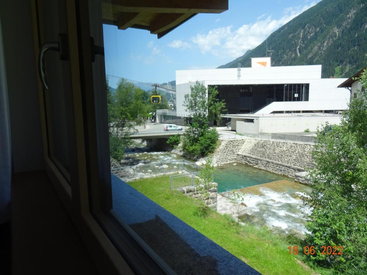Apart Anna Mayrhofen Exteriör bild